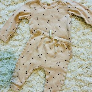 Quincy Mae Two piece - tulips Beige with Brown Accents